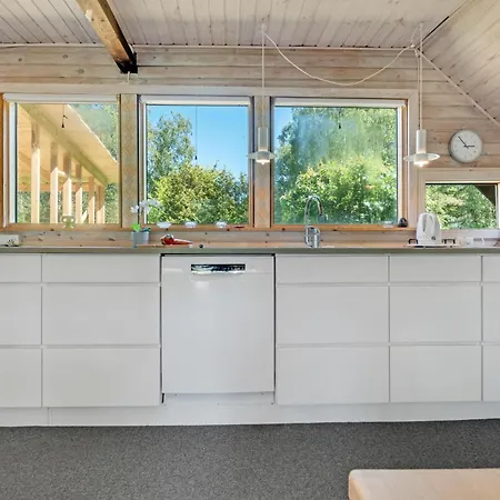 2 Bedroom Amazing In 펜션 Jægerspris